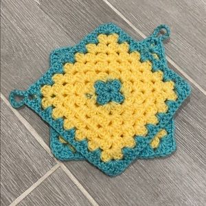 Multipurpose Granny Squares - Yellow & Blue